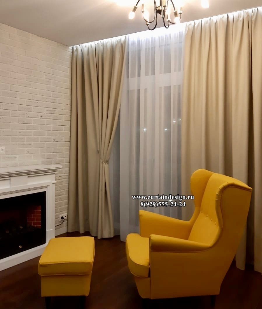 Ассиметричные шторы из рогожки для гостиной, шторы на заказ в москве Ассиметричные шторы из рогожки для гостиной